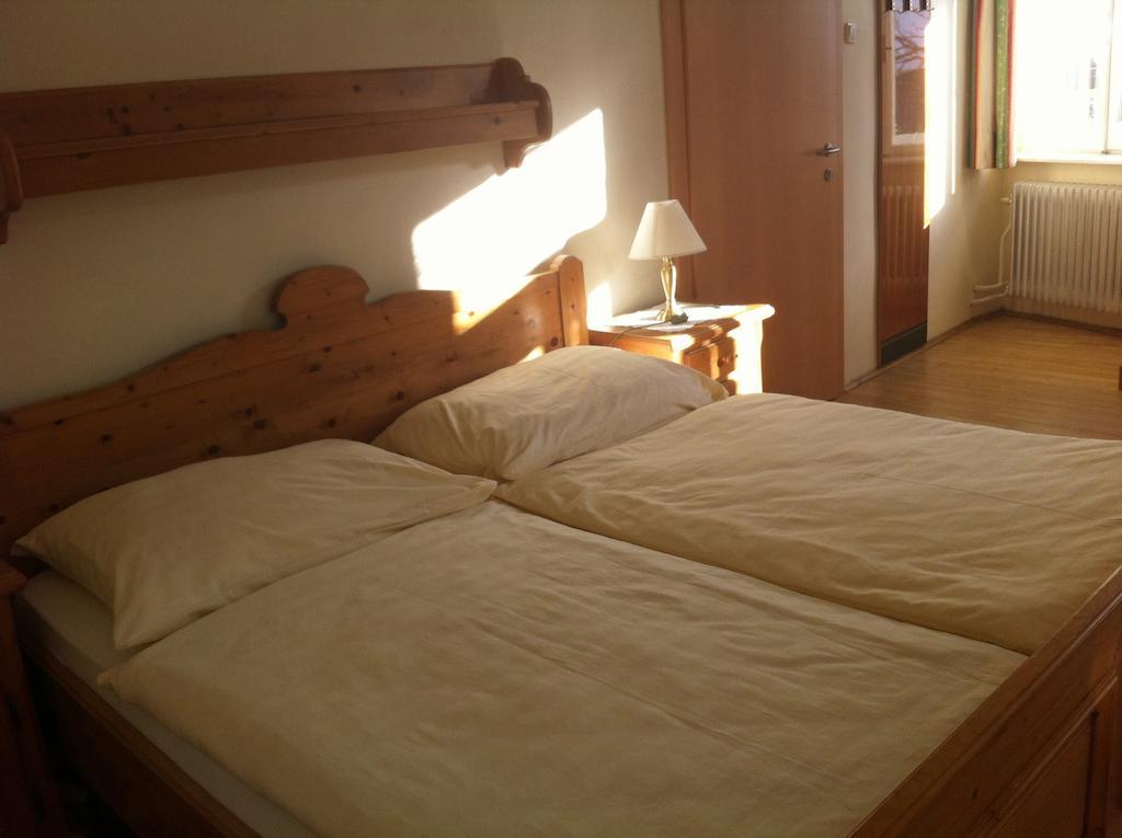 Gasthof Zum Niederhaus - Familie Perthold Sankt Aegyd am Neuwalde Ruang foto
